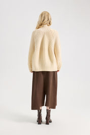 Women's Casual Turtleneck Long Lantern Sleeve Fall 2025 Oversized Ribbed Knit Pullover Sweater Jumper Top