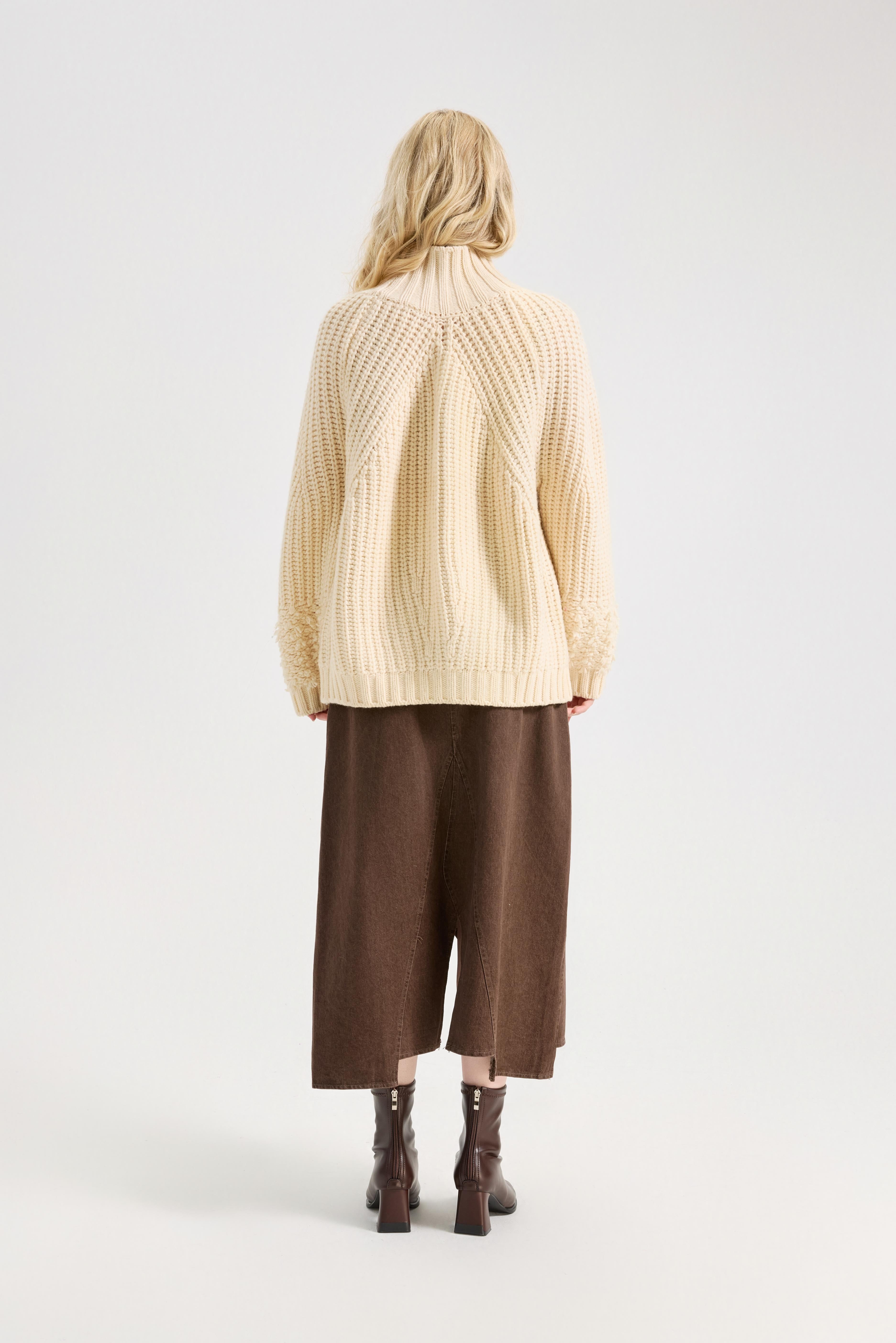 Women's Casual Turtleneck Long Lantern Sleeve Fall 2025 Oversized Ribbed Knit Pullover Sweater Jumper Top
