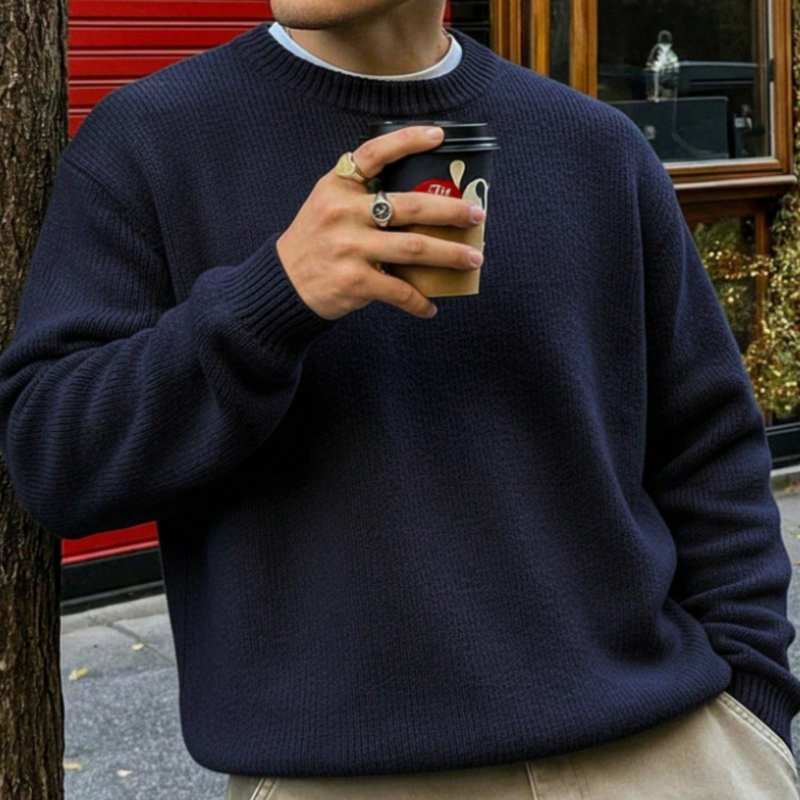 Men's Polyester Sweaters vs. Acrylic Sweaters: What's the Difference?