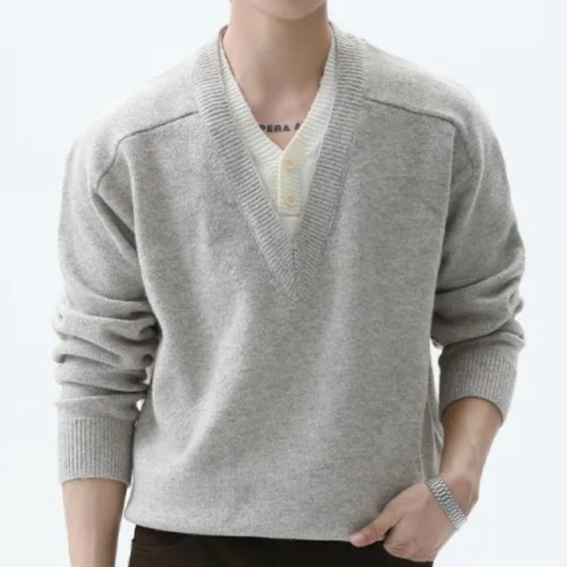 Men's V Neck Sweaters vs. Crew Neck Sweaters: What's the Difference?