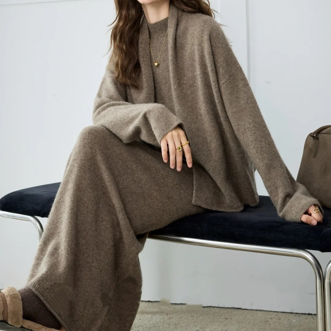 Best Fabrics for Women's Knit Sets