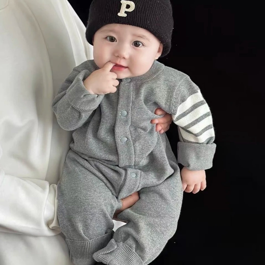 Newborn Woollen Sweater Sets Wholesale Price: Factors That Affect Cost