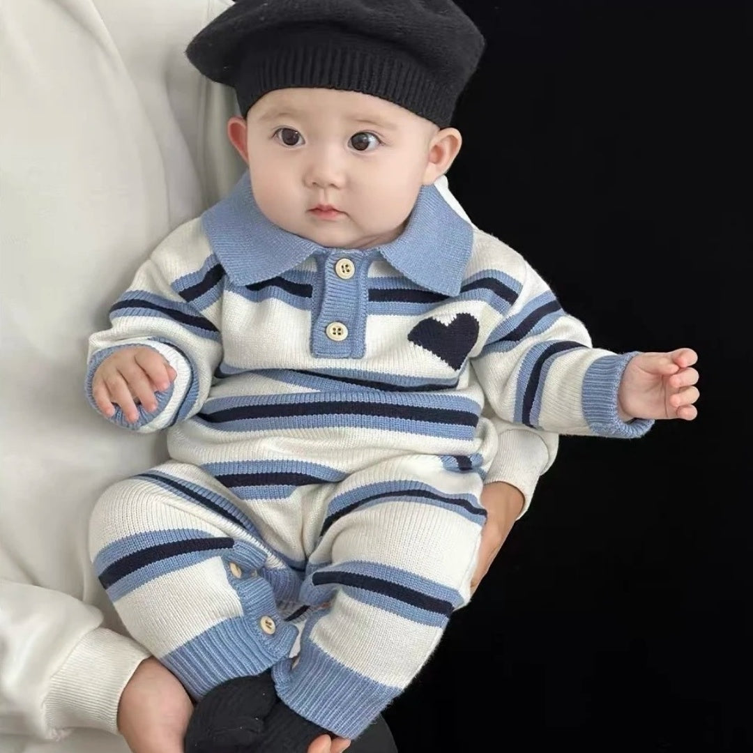 How to Choose the Best Yarn for Newborn Woollen Sweater Sets?