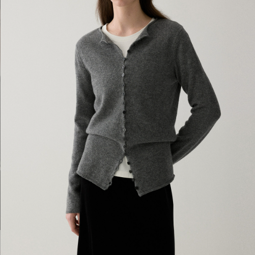 Women’s Merino Wool Sweaters vs Women’s Cashmere Sweaters