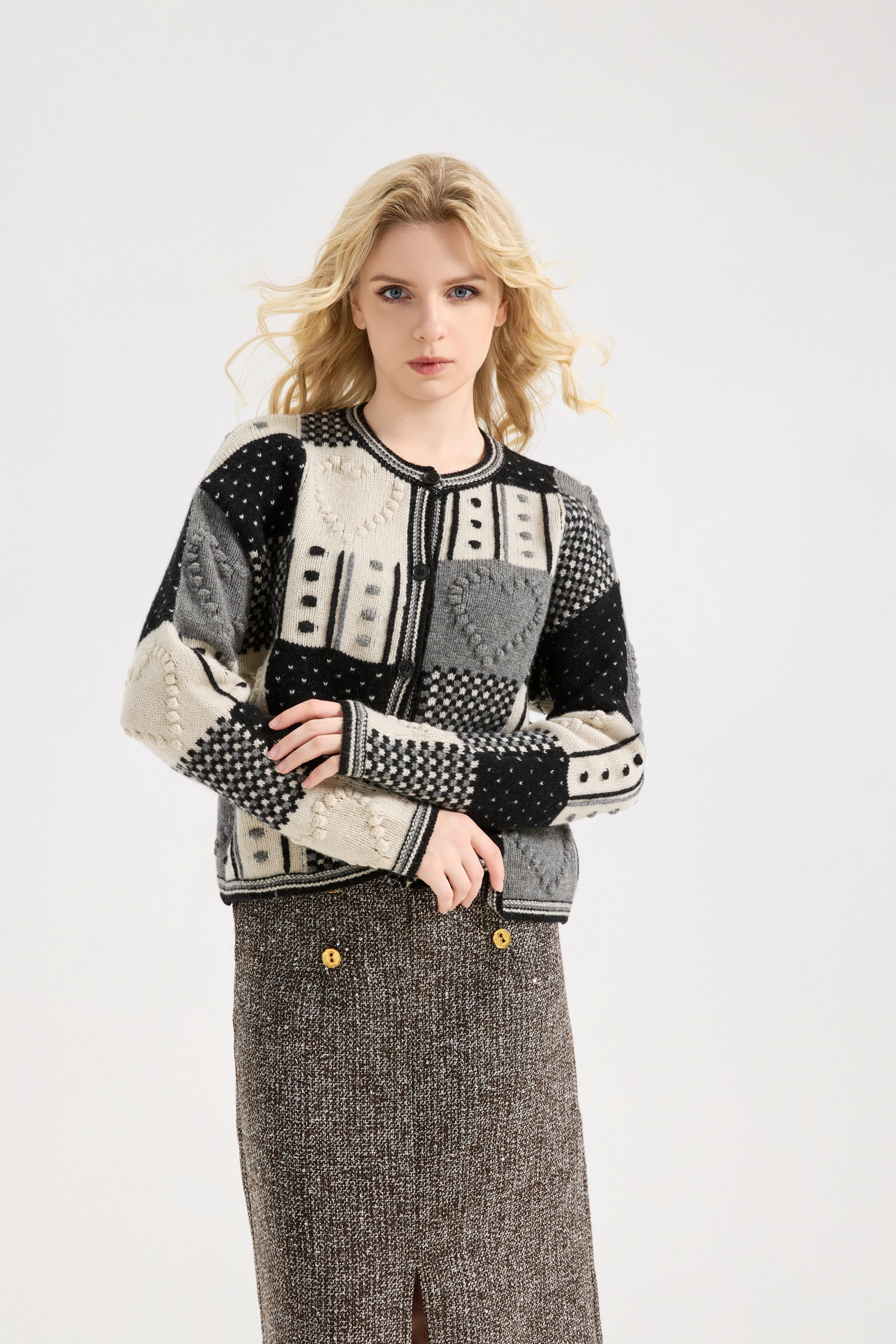 Knitted Cardigan Women's Short Coat Jacquard Sweater Loose Outer Wear Round Neck Soft sweetheart knit Top Trendy Sweater